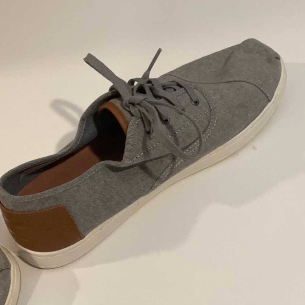 Toms Casual shoe size 9 - Picture 3 of 7